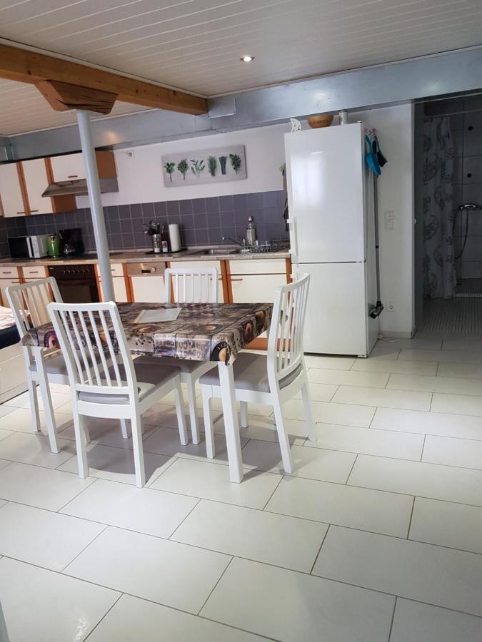 Ferienwohnung/Monteurzimmer Auf Dem Bauernhof Mörlenbach Buitenkant foto