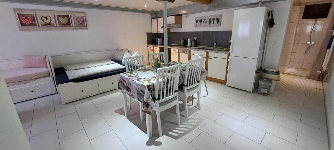 Ferienwohnung/Monteurzimmer Auf Dem Bauernhof Mörlenbach Buitenkant foto